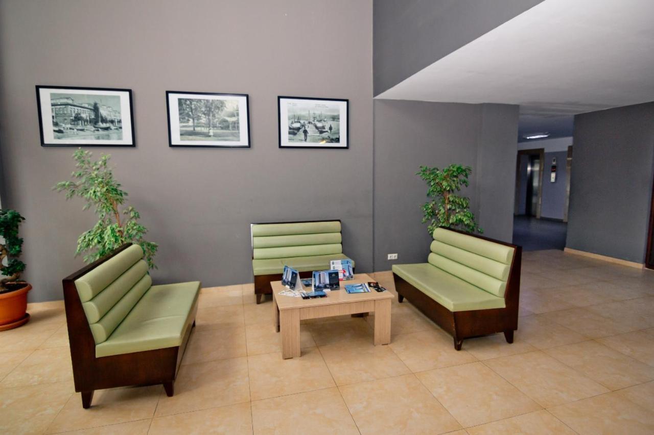 דירות Rezal Plaza באטומי מראה חיצוני תמונה